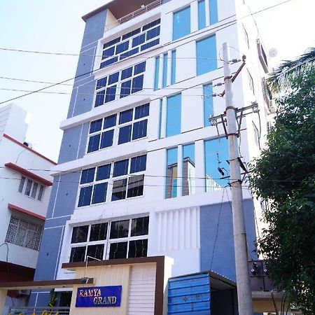 Ramya Grand Daire Visakhapatnam Dış mekan fotoğraf