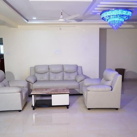 Ramya Grand Daire Visakhapatnam Dış mekan fotoğraf