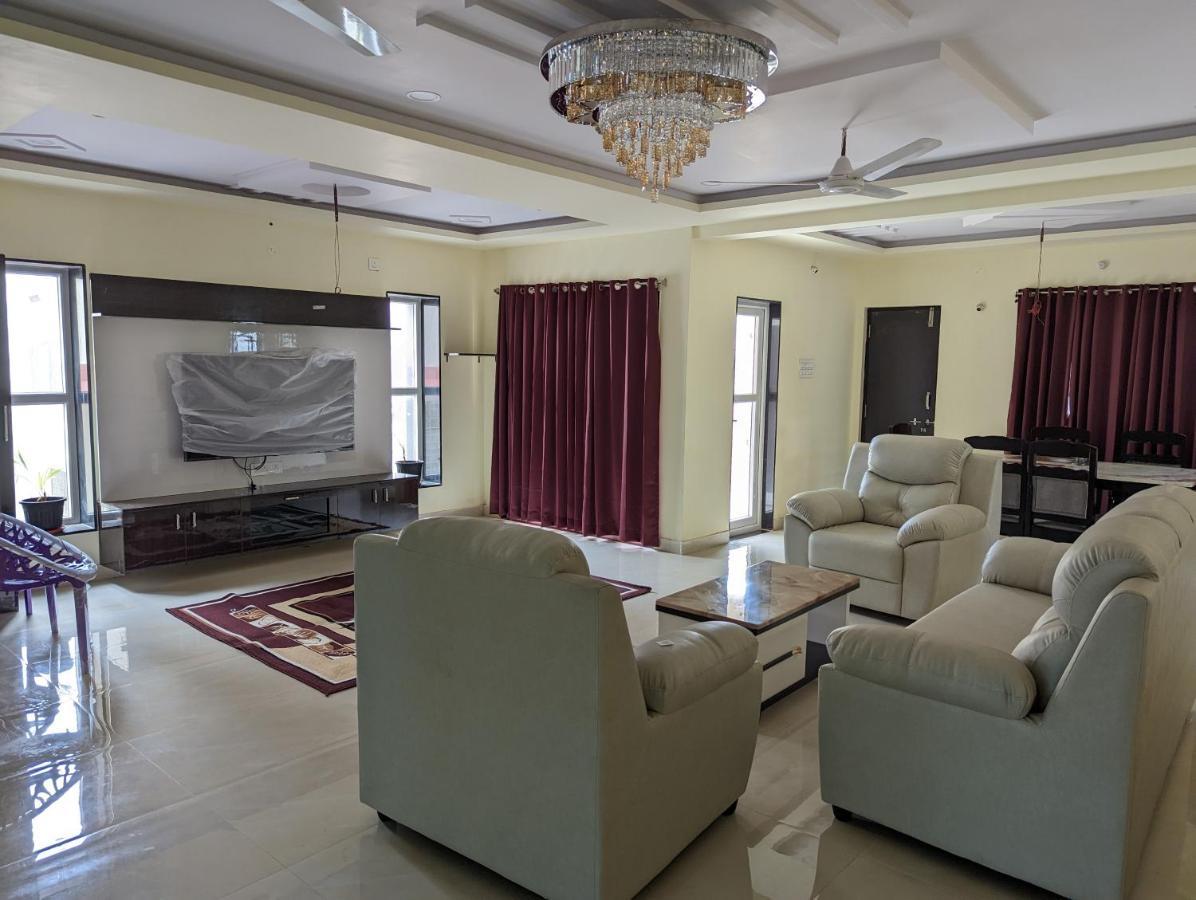 Ramya Grand Daire Visakhapatnam Dış mekan fotoğraf